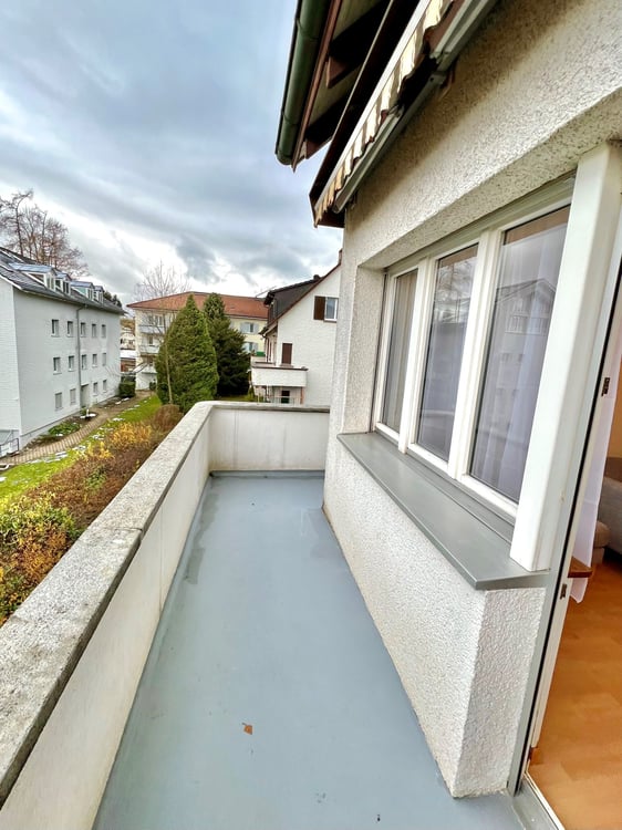 Ruhig gelegenes WG-Zimmer mit guter Verkehrs-/ÖV Anbindung :) 7