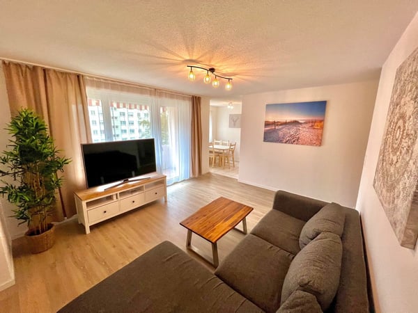 Schönes Zimmer an super Lage :) 2