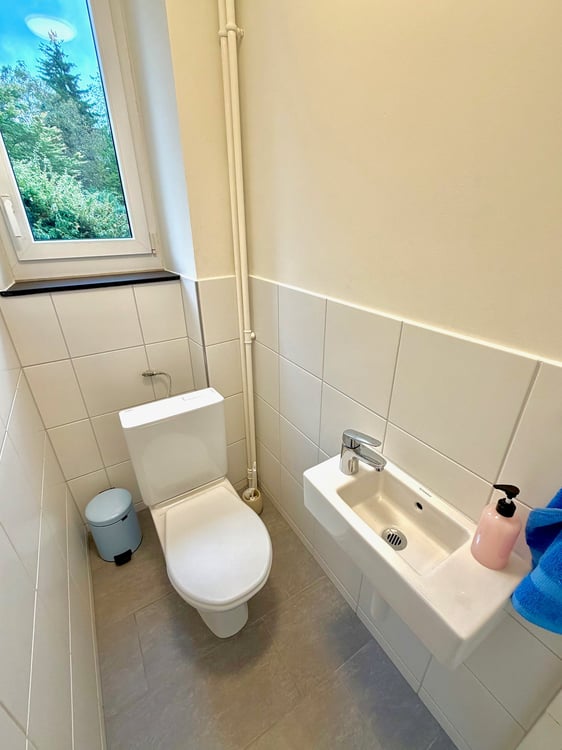 Grosses, schönes Zimmer an top Lage im Kreis 2 :) 7