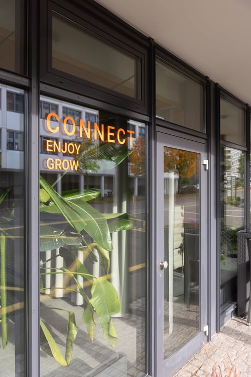Zürich-Kloten | Private Suite mit eigenes Bad : All-inclusive Coliving 21