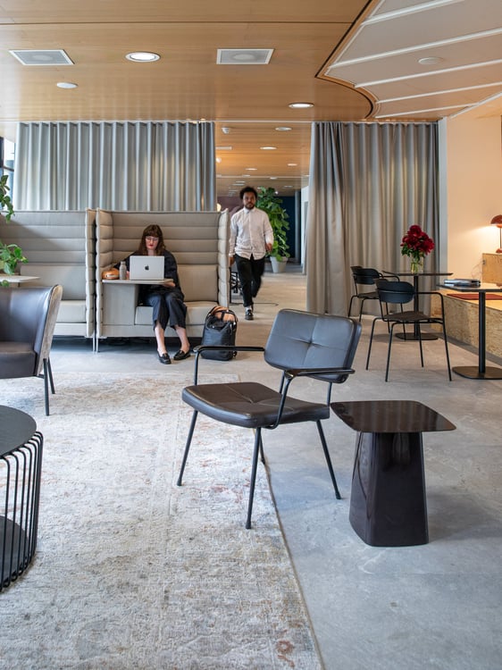 Zürich-Kloten | Private Suite mit eigenes Bad : All-inclusive Coliving 4