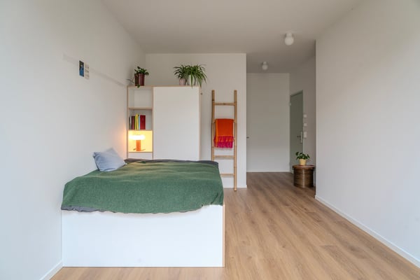 Zürich | Möblierte Suite | Eigenes Bad | Coliving 21
