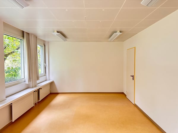 Grosszügige Büro/-Gewerbefläche in Zumikon - sofort verfügbar 6