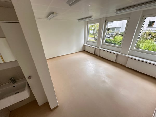 Grosszügige Büro/-Gewerbefläche in Zumikon - sofort verfügbar 11