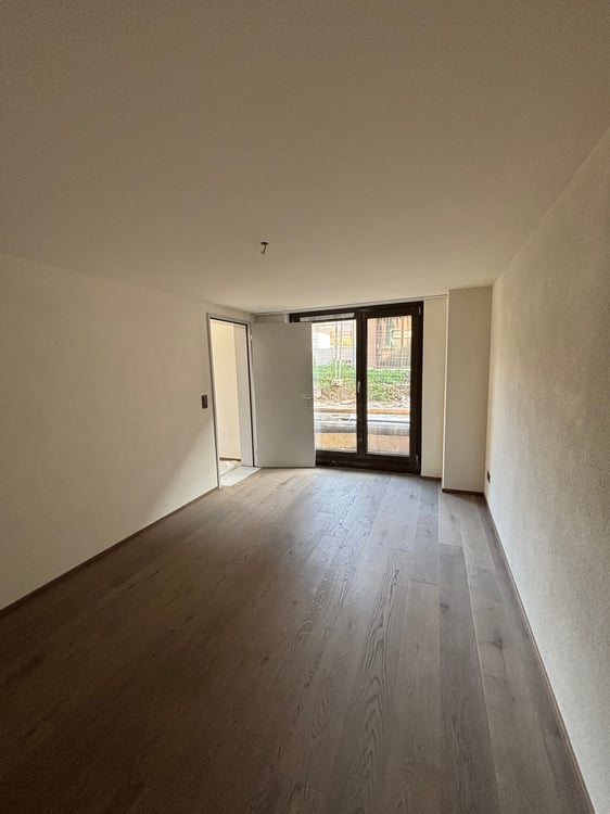 Aussergewöhnliche 2.5 Zimmer-Maisonette-Wohnung mit Garten 11