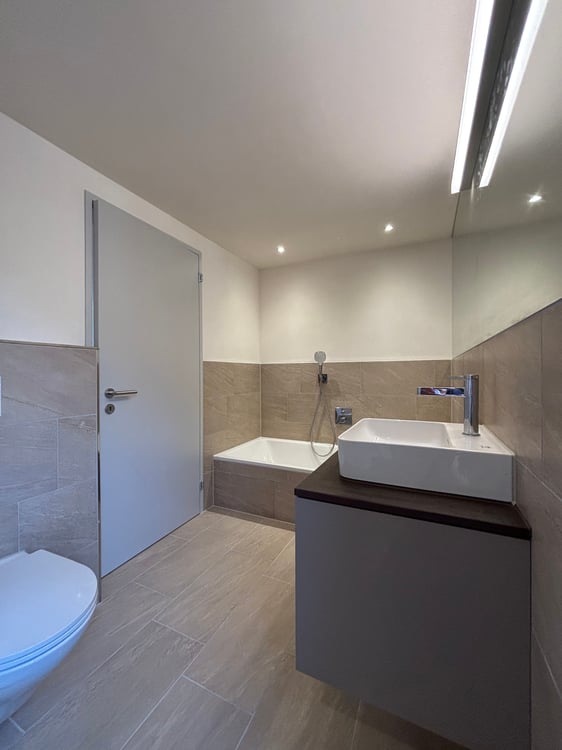 Aussergewöhnliche 2.5 Zimmer-Maisonette-Wohnung mit Garten 6