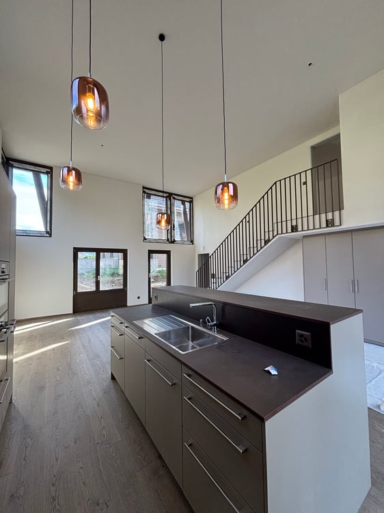 Aussergewöhnliche 2.5 Zimmer-Maisonette-Wohnung mit Garten 10