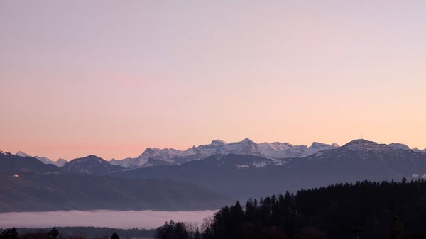 4.5-Zimmer-Garten-Wohnung mit atemberaubendem Ausblick und Zusatzraum 23