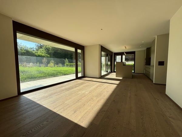 ERSTVERMIETUNG Gartenparadies: 5.5 Zimmer-Wohnung mit grossem Garten 6
