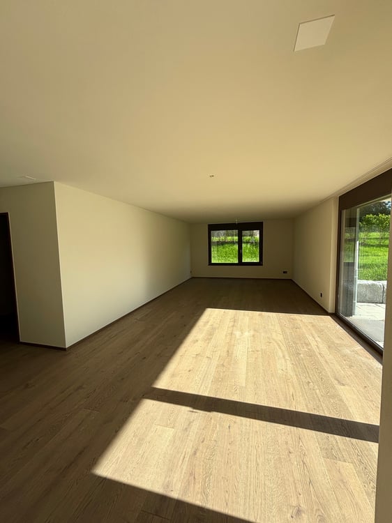 ERSTVERMIETUNG Gartenparadies: 5.5 Zimmer-Wohnung mit grossem Garten 11