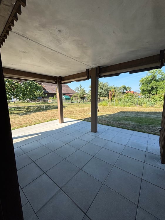 Grosszügige 4.5 Zimmer-Gartenwohnung mit riesigem idyllischem Garten 16