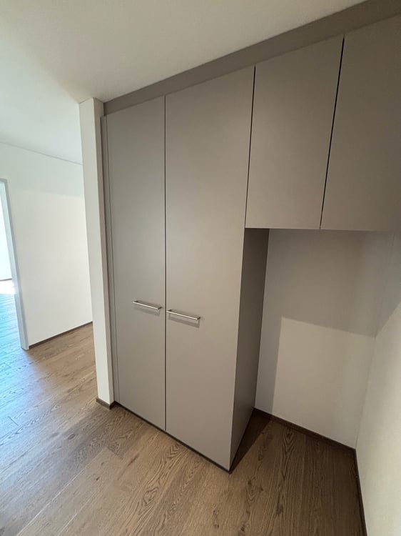 Grosse 3.5 Zimmer-Wohnung mit zwei Balkonen Nähe Türlersee 10