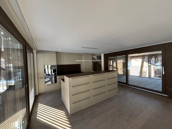 Moderne Neubau 4.5-Zimmer-Maisonette-Wohnung in naturnaher Lage 7