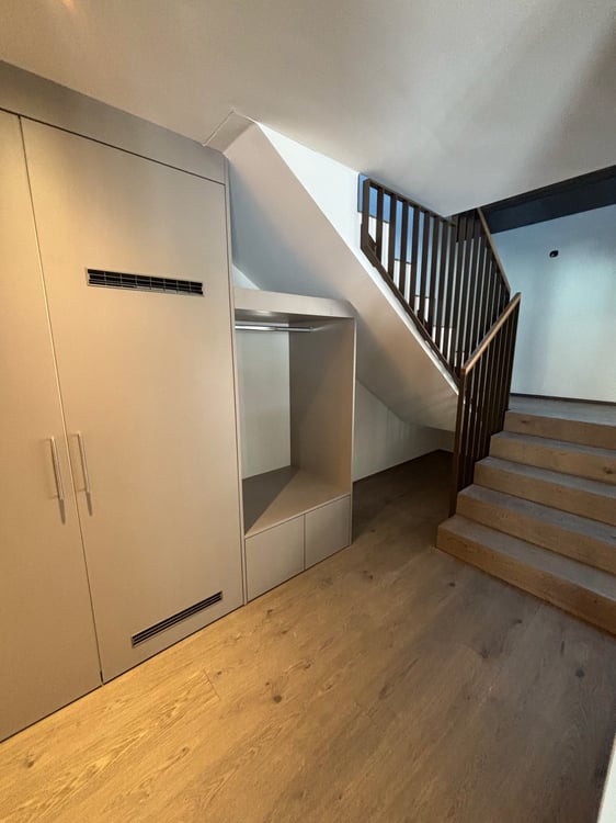 Moderne Neubau 4.5-Zimmer-Maisonette-Wohnung in naturnaher Lage 6