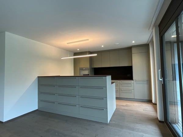 Grosszügige, neuwertige 4.5 Zimmer-Wohnung mit Garten 5