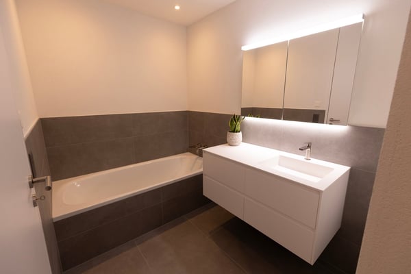ERSTBEZUG:  4.5-Zimmer-Maisonette-Wohnung - Neubau in Hersberg 26