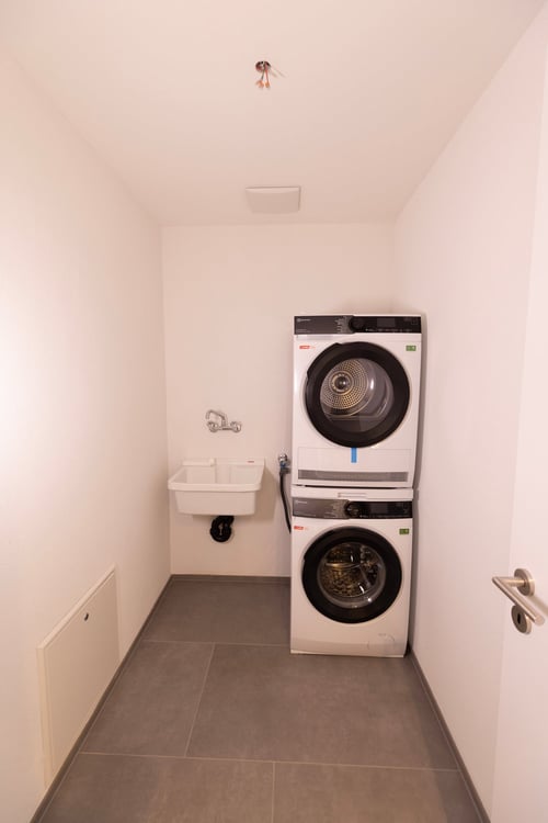 ERSTBEZUG:  4.5-Zimmer-Maisonette-Wohnung - Neubau in Hersberg 25