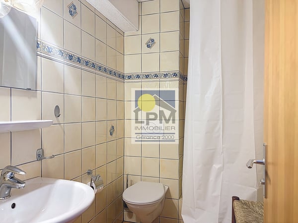 Opportunité ! Convertir deux chambres en un vaste appartement-LOT 1 9