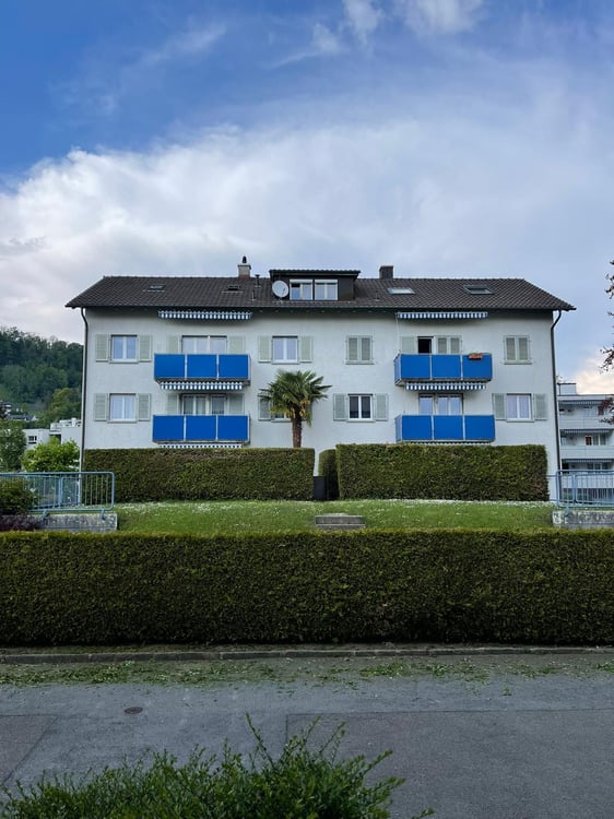 Charmante 4-Zimmer-Wohnung mit Balkon in ruhiger Lage 2