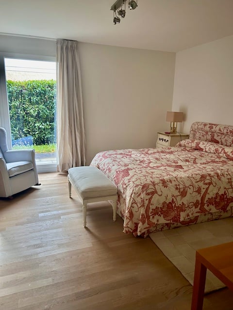 Moderne 1.5-Zimmer-Gartenwohnung in Zollikerberg 5