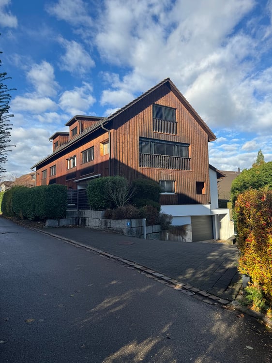 Moderne 1.5-Zimmer-Gartenwohnung in Zollikerberg 8