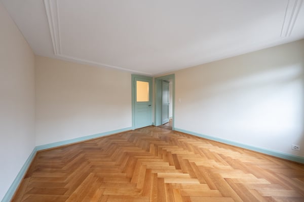 Umfassend sanierte 1.5 Zimmerwohnung mit Altbaucharme an einmaliger Lage 5