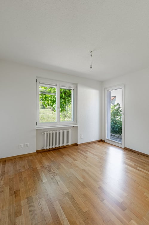 Gartenidylle über Regensdorf – Ihr neues Zuhause für die ganze Familie 9