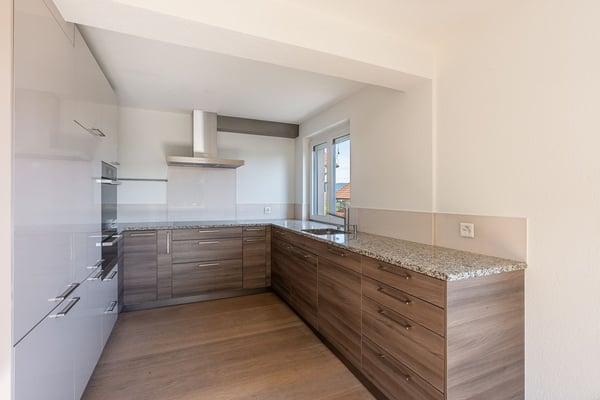 Gartenidylle über Regensdorf – Ihr neues Zuhause für die ganze Familie 7