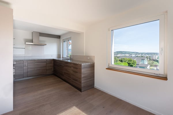 Gartenidylle über Regensdorf – Ihr neues Zuhause für die ganze Familie 8