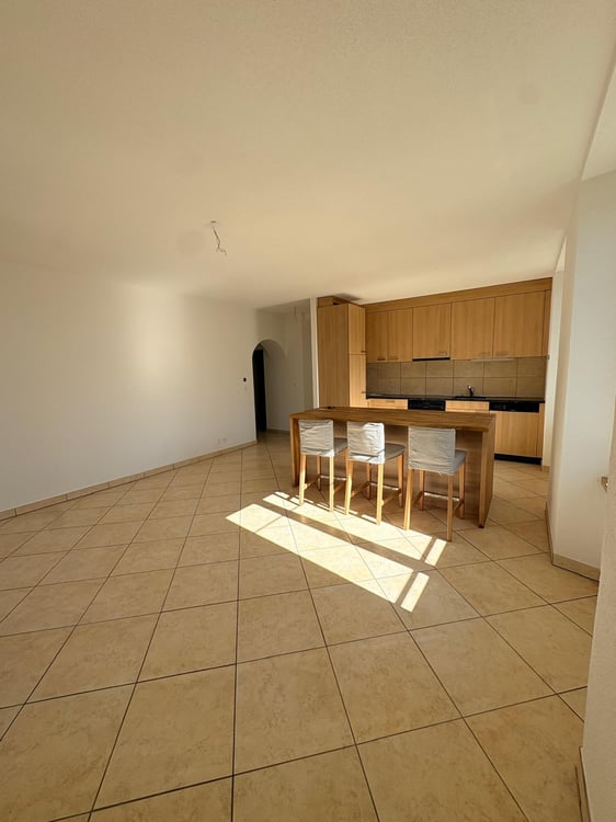 Superbe appartement de 1.5 pièces 120 m² env. dans un immeuble de caractère à Henniez 5