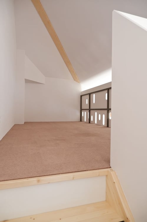 Charming 2.5-Room Apartment in Bern's Breitenrain Quarter 6