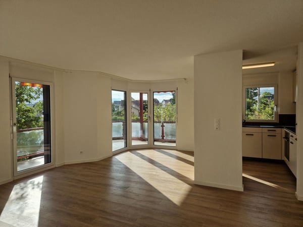 Helle 2.5-Zimmer-Wohnung mit Balkon in Herzogenbuchsee 2