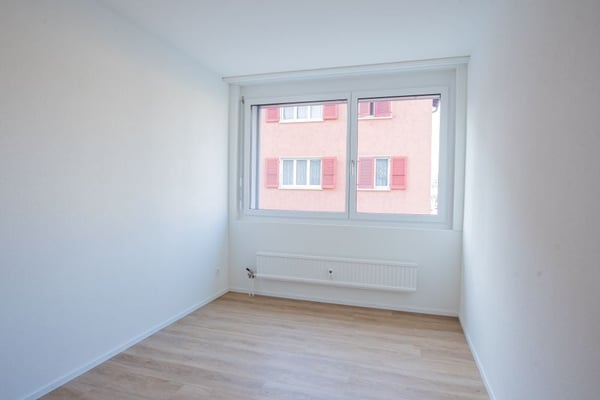 Sanierte Wohnung mit grosser Terrasse zu vermieten 10