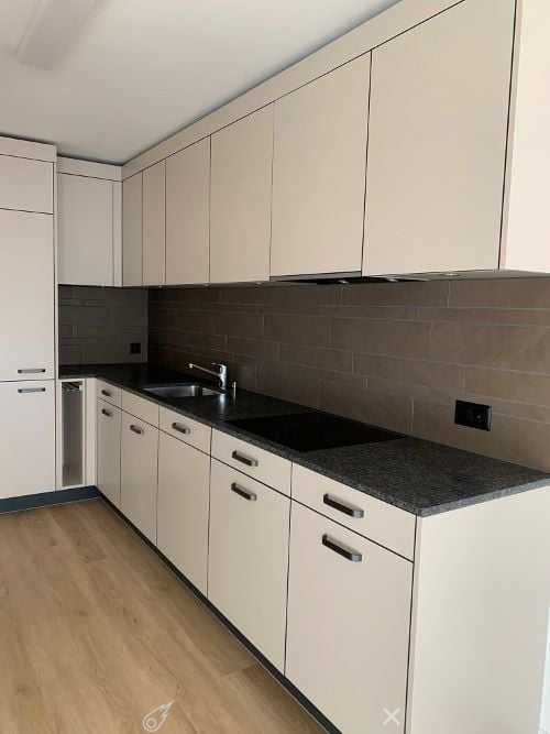 Sanierte Wohnung in Biel zu vermieten 3