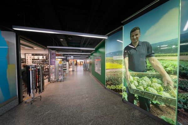 Ladenfläche mit ca. 150m² in bester Lage - Migros Gundelitor 5