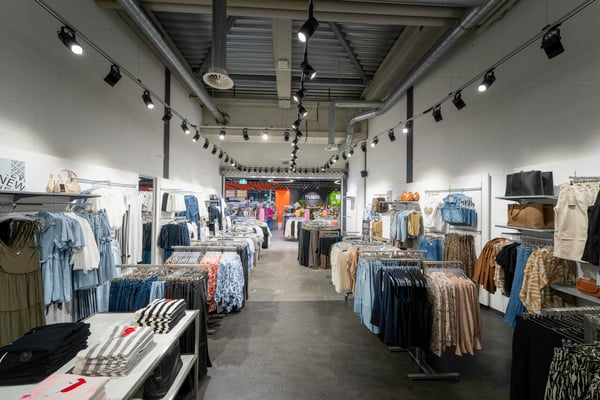 Ladenfläche mit 160m² in Shopping Center - Migros Bubendorf