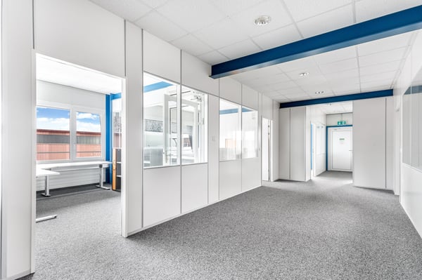 Logistikliegenschaft mit Büroanteil in Bremgarten AG 5