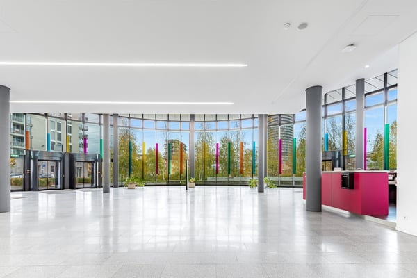 Flächen ab 620 m² - Moderne Büroflächen direkt beim Bahnhof Stettbach 3