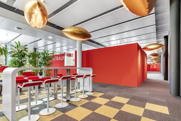 Flächen ab 620 m² - Moderne Büroflächen direkt beim Bahnhof Stettbach 4