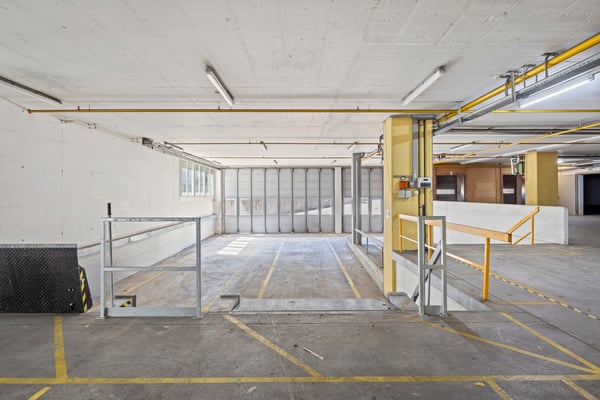 Werkstatt, Lager und Büro vereint unter einem Dach 8