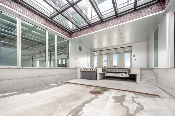 Hochwertige Büro- und Gewerbeliegenschaft 9