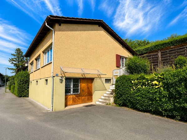 Charmantes Einfamilienhaus mit Gartenparadies – ideal als Übergangslösung 2