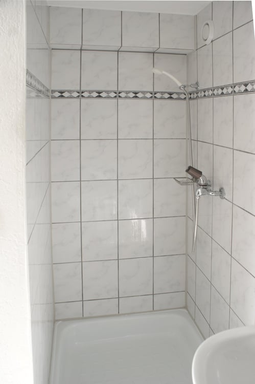 LIEBEVOLL GEPFLEGTES MEHRFAMILIENHAUS 11