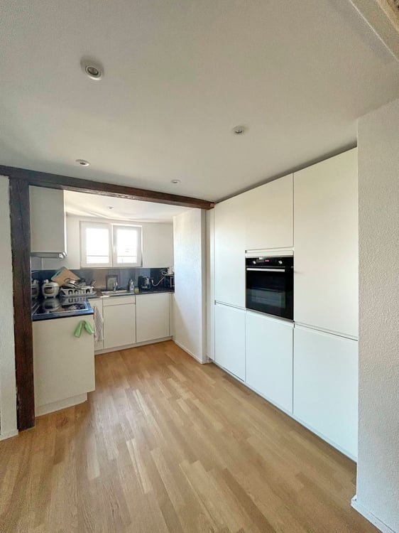 Möbliert Wohnen - moderne Dachwohnung in St. Gallen 2