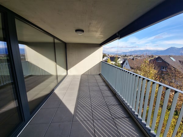 moderne 1.5-Zimmerwohnung in Marbach 1