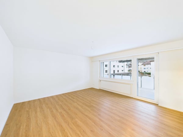 renovierte 3.5 Zimmerwohnung in Bronschhofen 2
