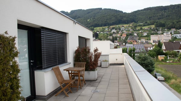 Moderne 3.5 Zimmer Attikawohnung Wohnung in Rebstein 2