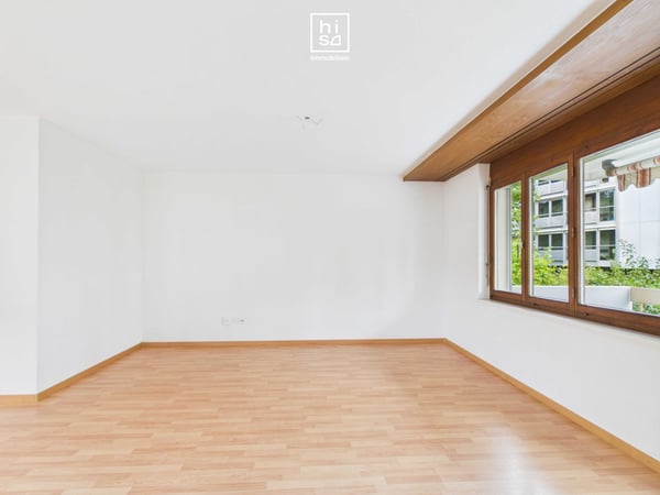 3.5-Zimmerwohnung mit grossem Balkon zu vermieten 2