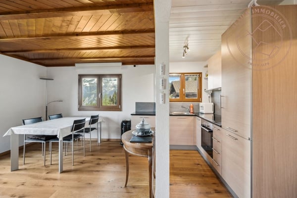 Superbe chalet entièrement rénové à vendre aux Giettes 2