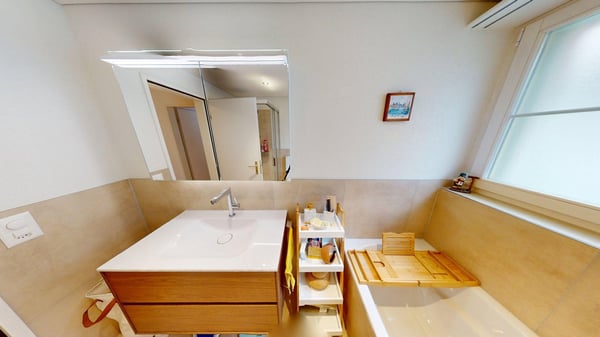 Exklusive 1.5-Zimmer-Maisonette-Gartenwohnung in Winkel 14